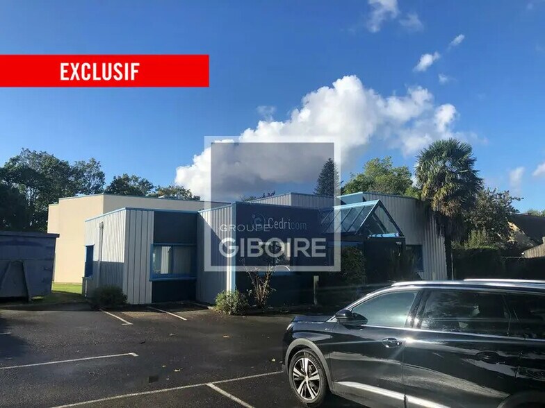 Office in Betton for lease - Building Photo - Image 1 of 6