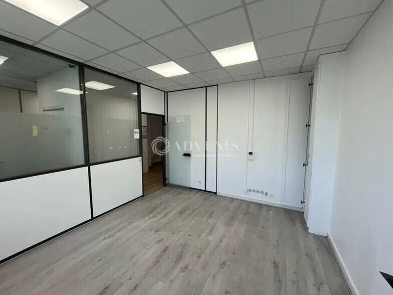 Bureau dans Créteil à louer - Photo intérieure - Image 3 de 11