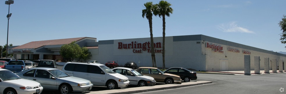 5811-5965 W Sahara Ave, Las Vegas, NV for lease - Building Photo - Image 2 of 11