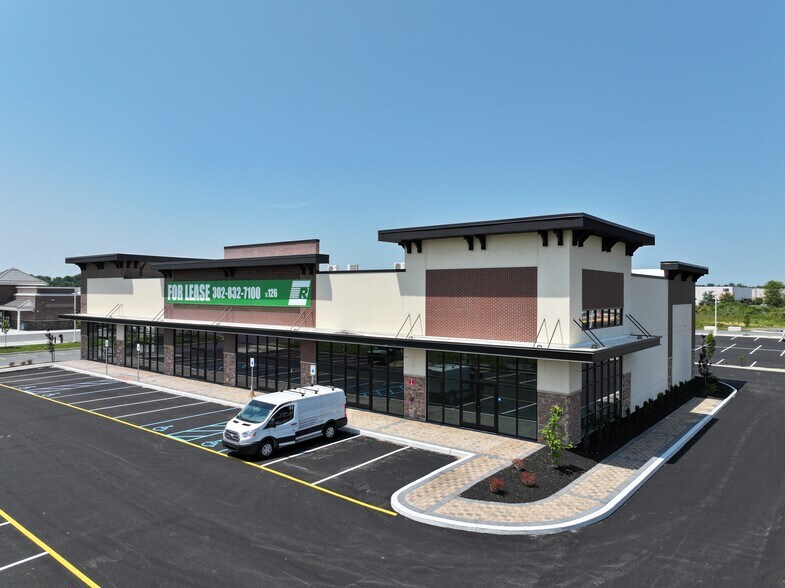 130 Corporate Blvd, Newark, DE à louer - Photo du bâtiment - Image 1 de 9