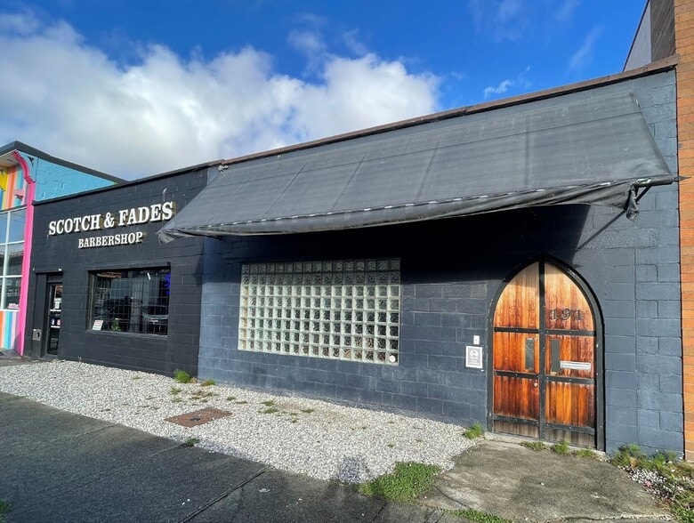 191-193 3rd Ave W, Vancouver, BC for sale - Building Photo - Image 3 of 10