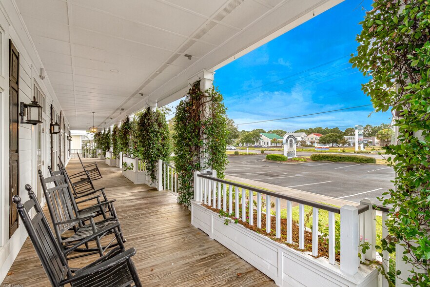 11382 Ocean Hwy, Pawleys Island, SC à louer - Photo du bâtiment - Image 2 de 20