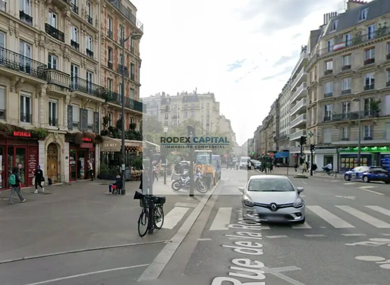 Retail in Paris for lease - Building Photo - Image 2 of 2