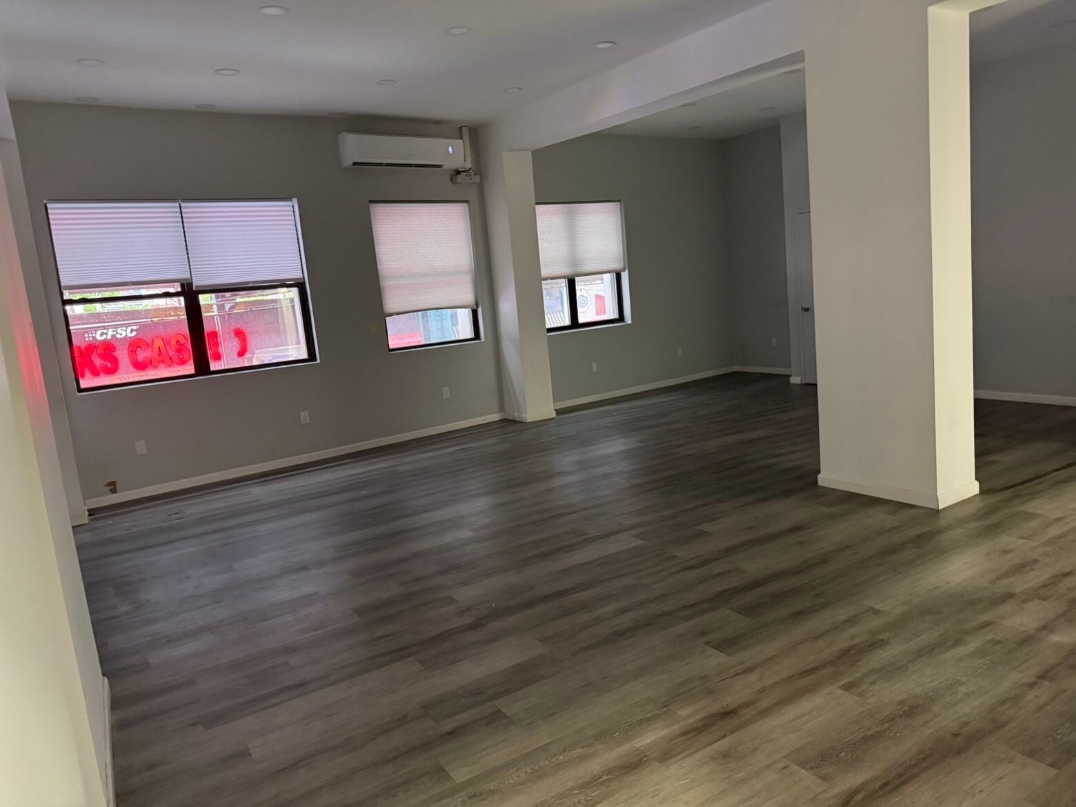 93-22 Jamaica Ave, Woodhaven, NY for lease Building Photo- Image 1 of 5