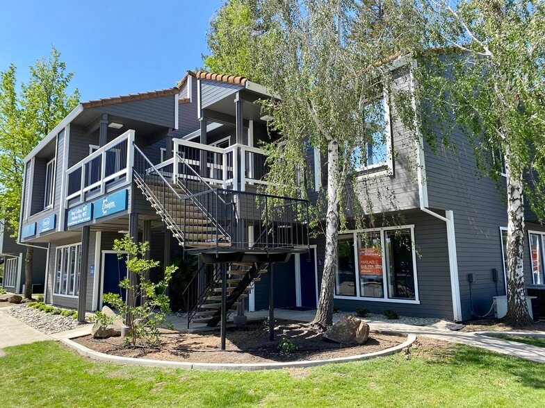 720 Sunrise Ave, Roseville, CA for sale - Building Photo - Image 2 of 14