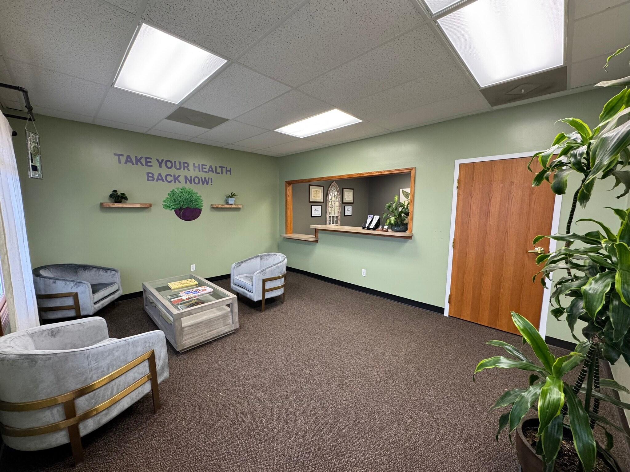 1703 Clearwater Ave, Bloomington, IL for lease Interior Photo- Image 1 of 11