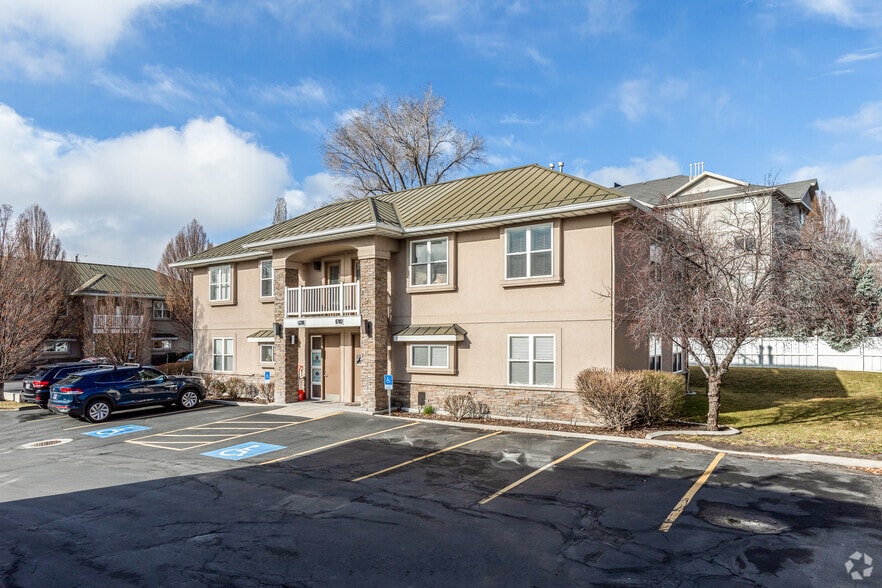 6782-6784 S 1300 E, Salt Lake City, UT for lease - Primary Photo - Image 1 of 15