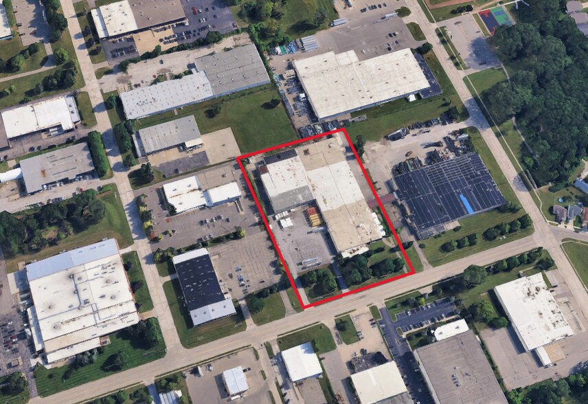 1721 Dove St, Port Huron, MI à louer - Photo du bâtiment - Image 2 de 17