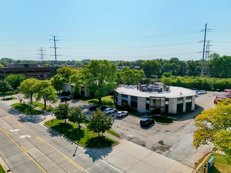 464-466 Central Ave, Northfield, IL à louer - Photo du bâtiment - Image 2 de 12