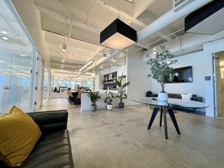 Plus de détails pour 3130 Wilshire Blvd, Santa Monica, CA - Bureau à louer