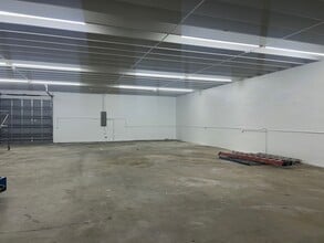 419 S Dixie Hwy E, Pompano Beach, FL for lease Interior Photo- Image 2 of 3