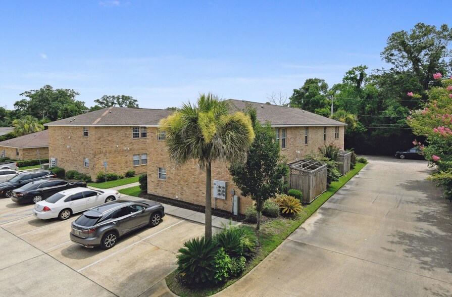 485 Tegarden Rd, Gulfport, MS à vendre - Photo du bâtiment - Image 2 de 14