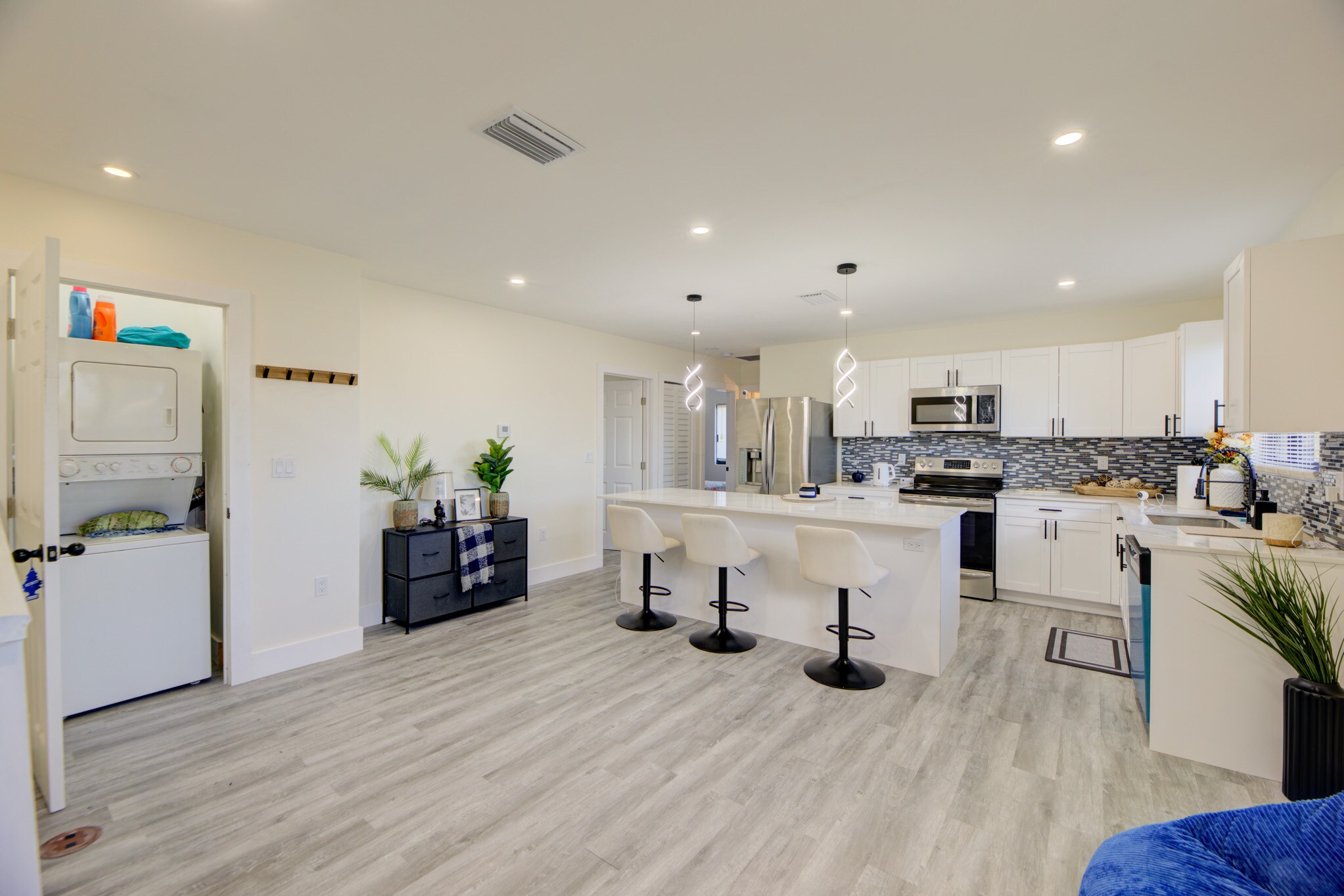 742 NW 70th St, Miami, FL à vendre Photo principale- Image 1 de 101