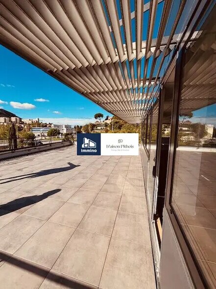 Office in Marseille for lease - Building Photo - Image 3 of 6