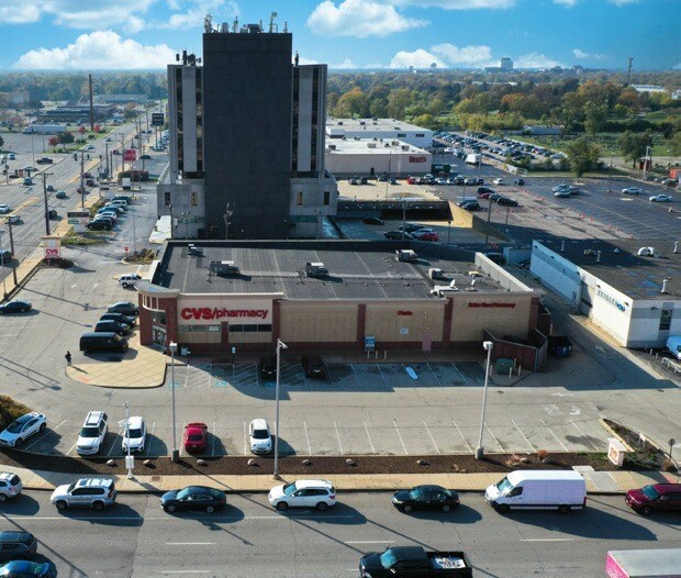7200 W Cermak Rd, North Riverside, IL à louer - Photo du bâtiment - Image 3 de 20