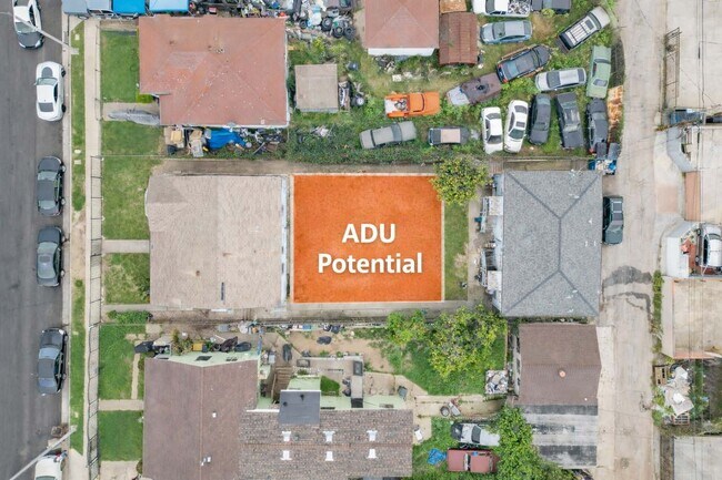 More details for 11210 Van Buren Ave, Los Angeles, CA - Multifamily for Sale