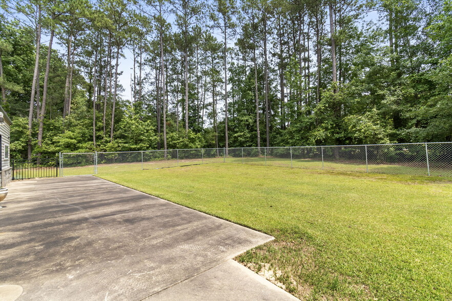 215 Coates Rd, Linden, NC for sale - Building Photo - Image 3 of 31