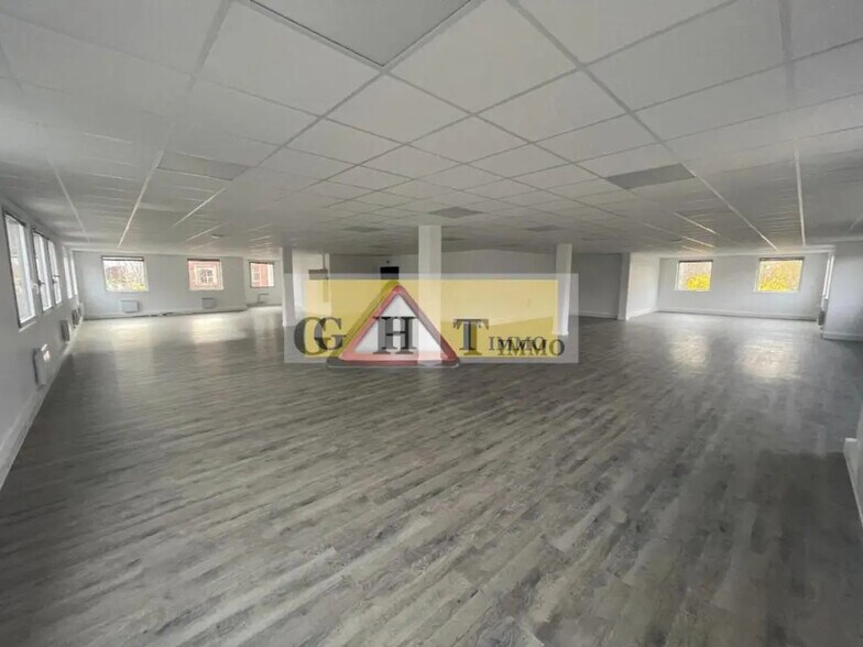 Bureau dans Chevilly-Larue à louer - Photo intérieure - Image 3 de 7