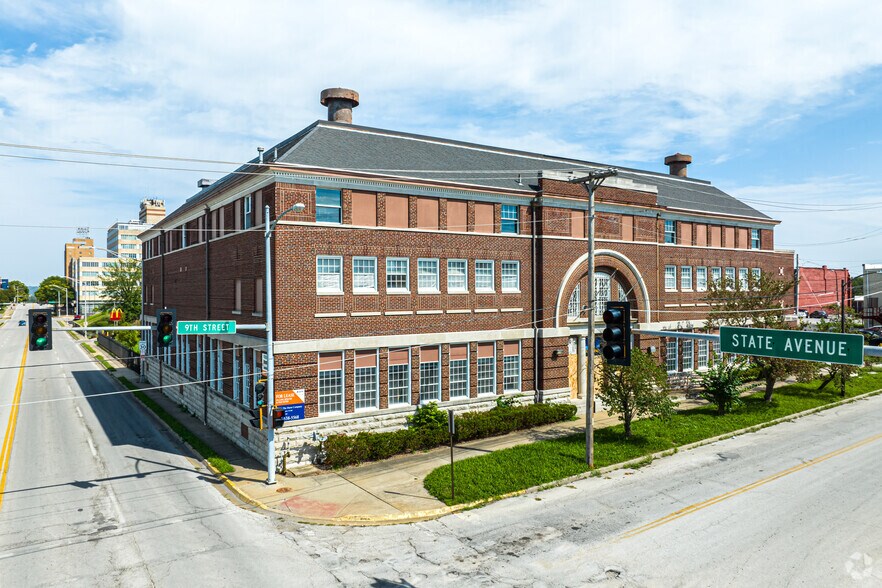 1017 N 9th St, Kansas City, KS à louer - Photo du bâtiment - Image 2 de 22