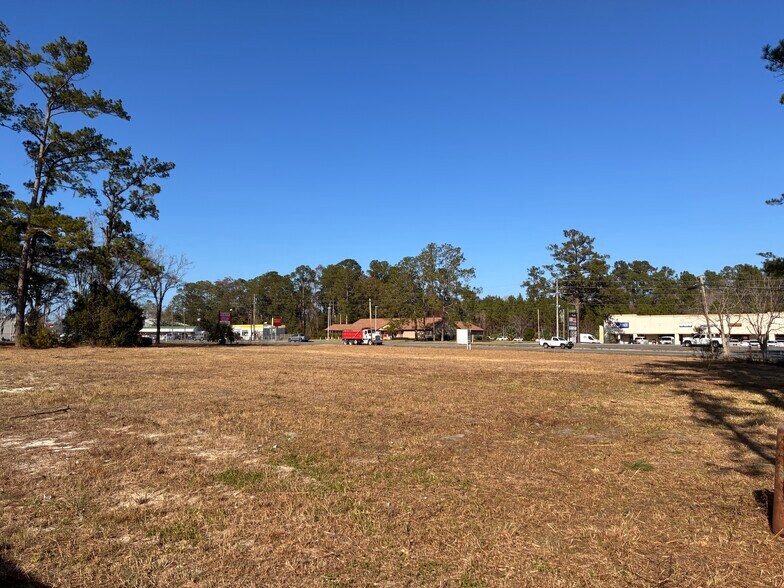 542199 US Highway 1, Callahan, FL à louer - Photo du bâtiment - Image 2 de 7