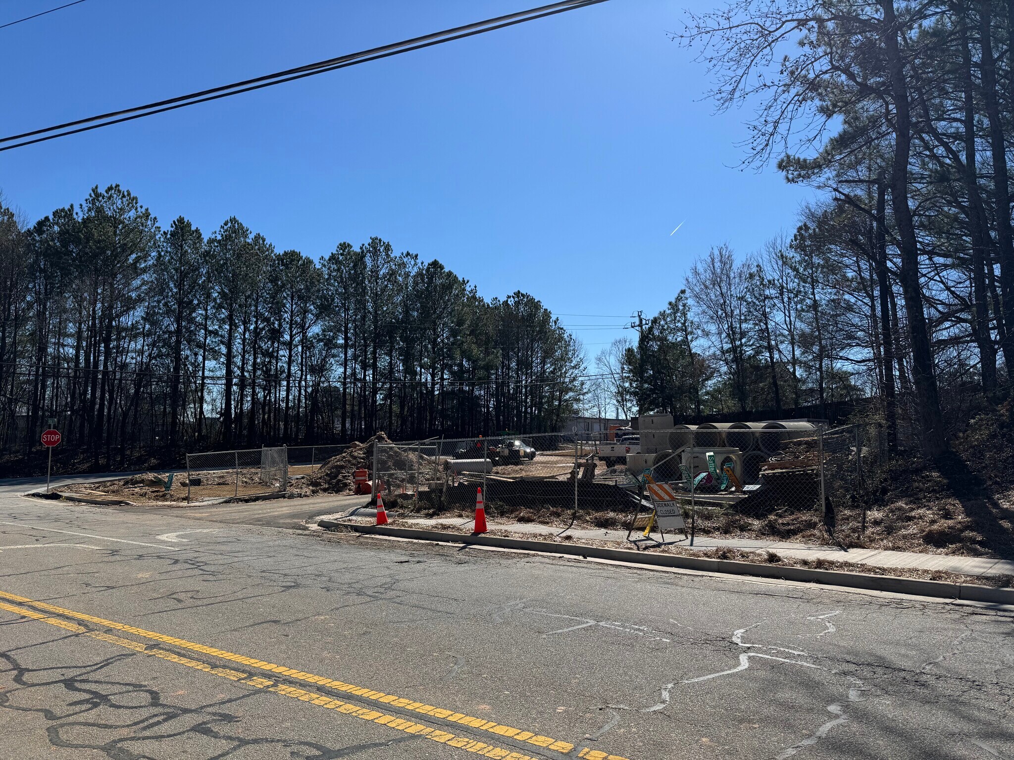 321 Six Flags Pkwy SW, Mableton, GA for lease Primary Photo- Image 1 of 11