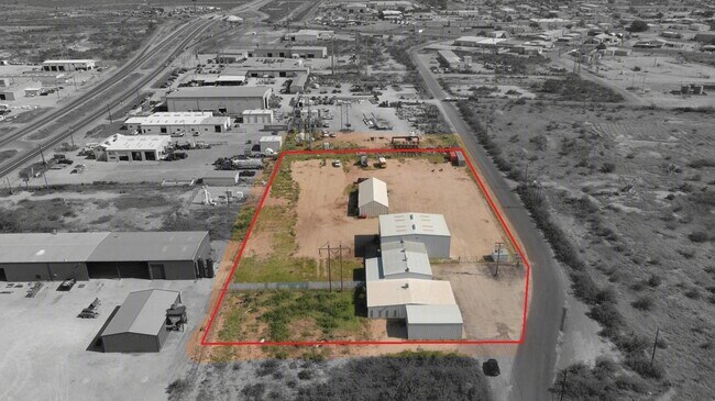 Plus de détails pour 3351 Westover Dr, Odessa, TX - Industriel à louer