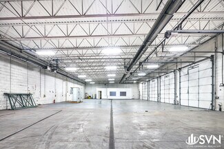 Plus de détails pour 2408 Over Dr, Lexington, KY - Industriel à louer