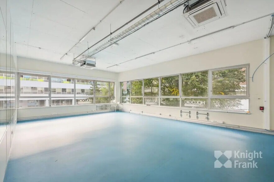 172 Rue De Charonne, Paris à louer - Photo du bâtiment - Image 3 de 13