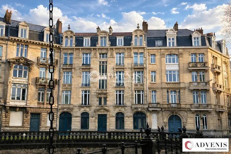 Bureau dans Lille à vendre Photo du bâtiment- Image 1 de 13