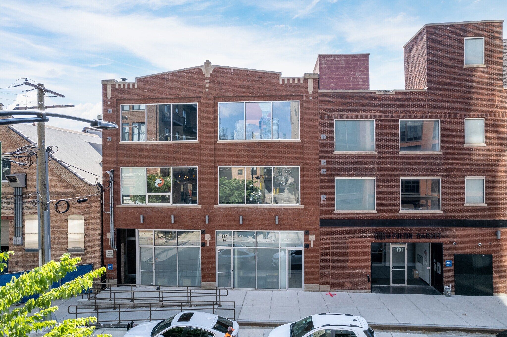 220 N Aberdeen St, Chicago, IL à louer Photo principale- Image 1 de 16