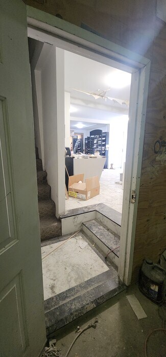 Plus de détails pour 2546 51st Ave, Long Island City, NY - Industriel à louer