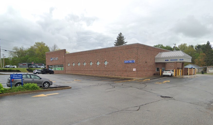 1540 Canton Rd, Akron, OH for lease - Building Photo - Image 2 of 6