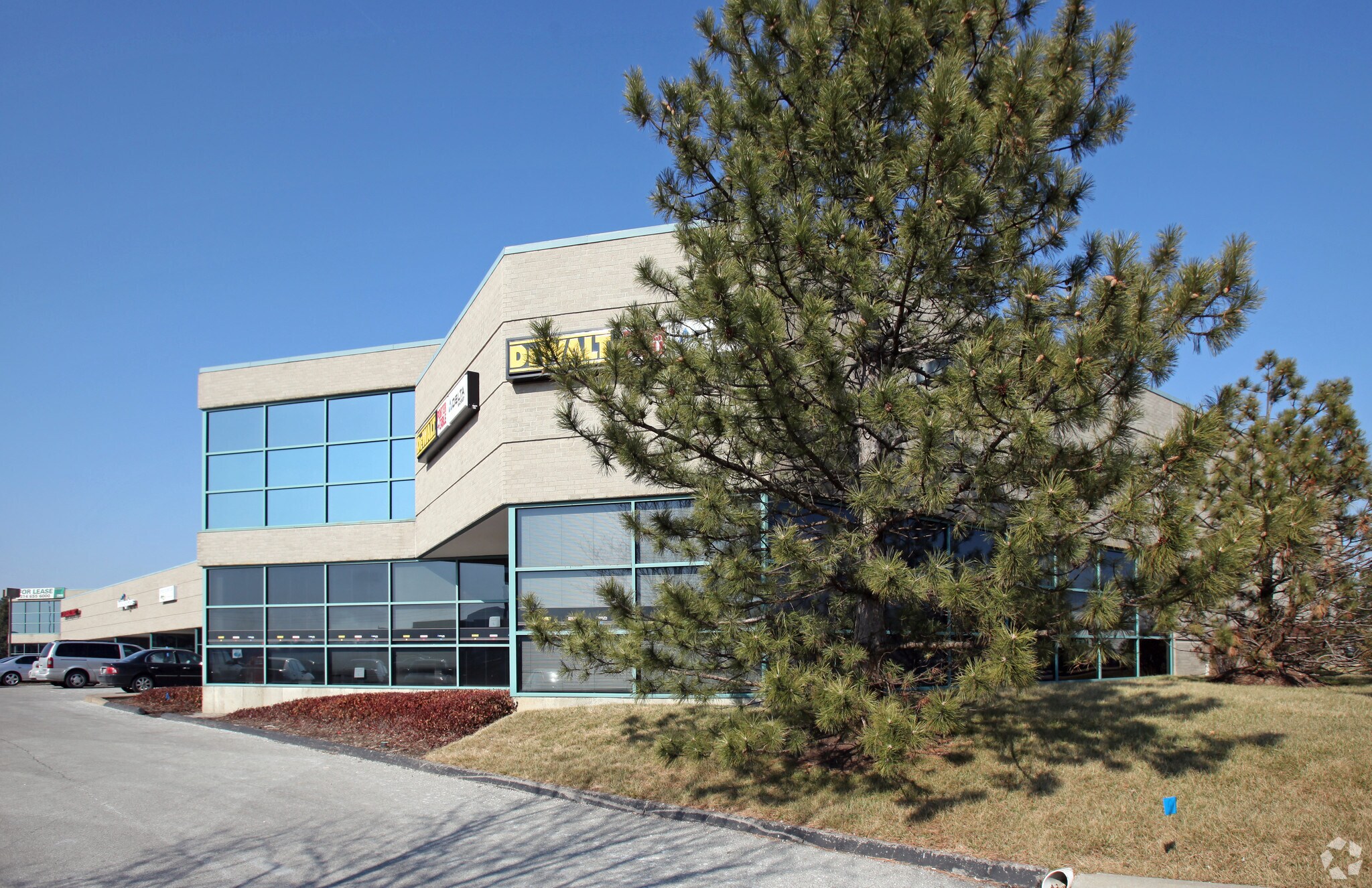 11477-11493 Page Service Dr, Maryland Heights, MO for lease Primary Photo- Image 1 of 8