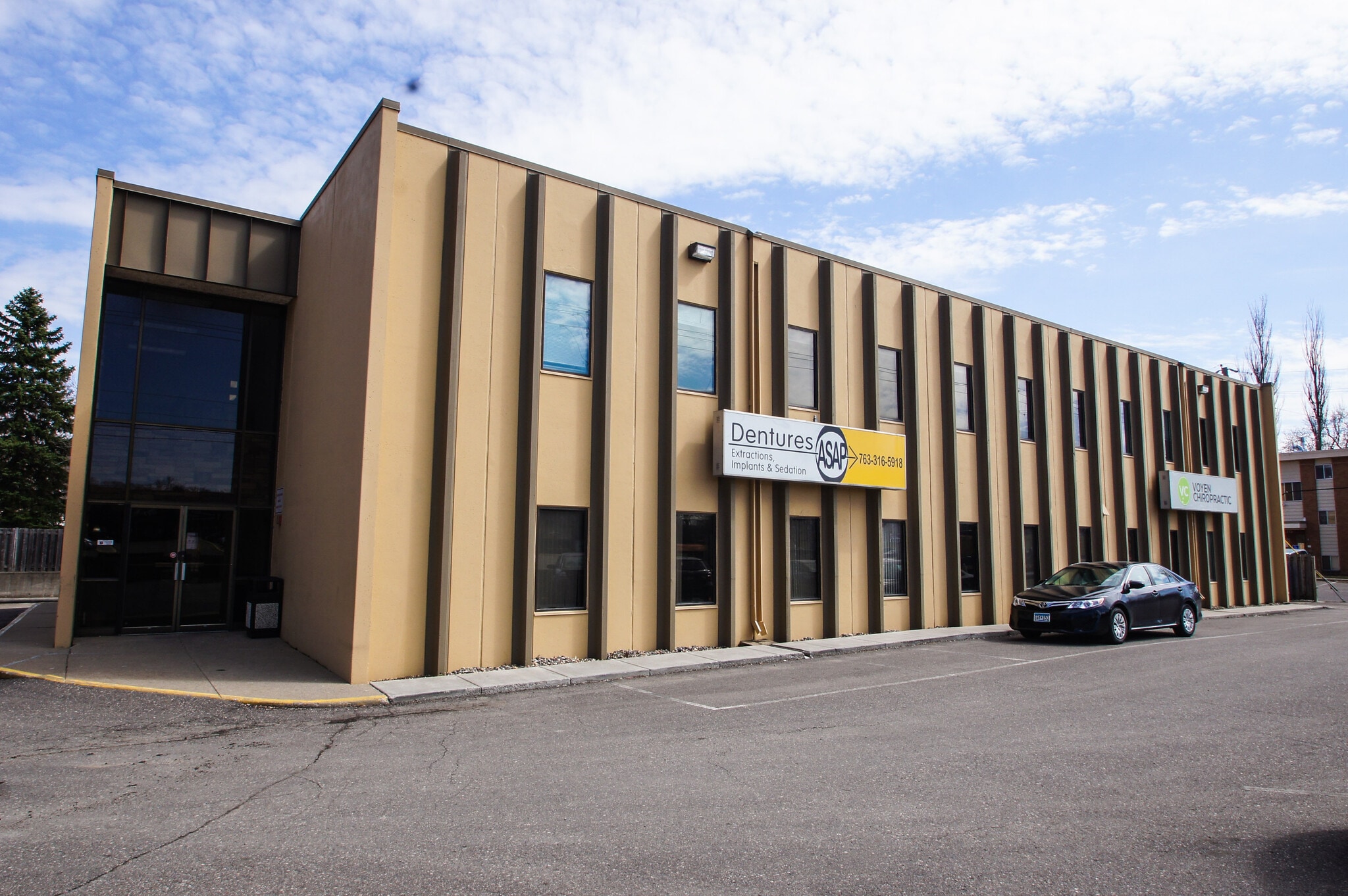 2738 Winnetka Ave N, New Hope, MN for lease Primary Photo- Image 1 of 26