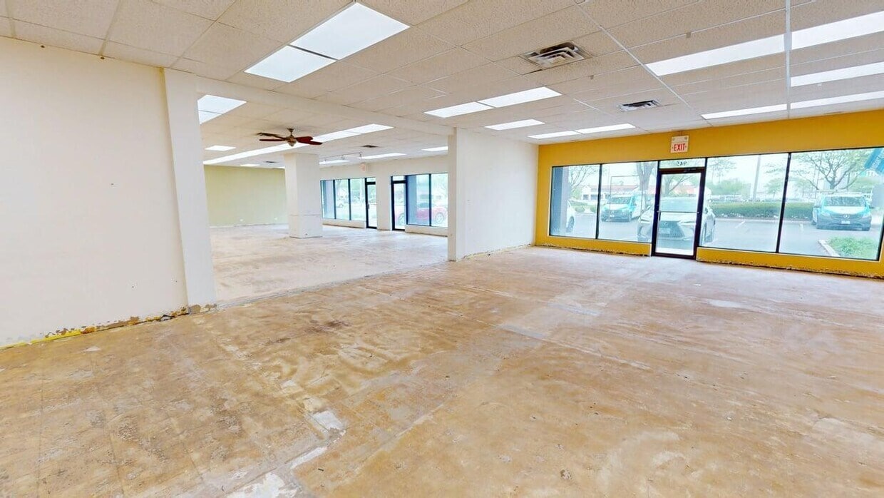 805-815 E Rand Rd, Arlington Heights, IL for lease Interior Photo- Image 1 of 9