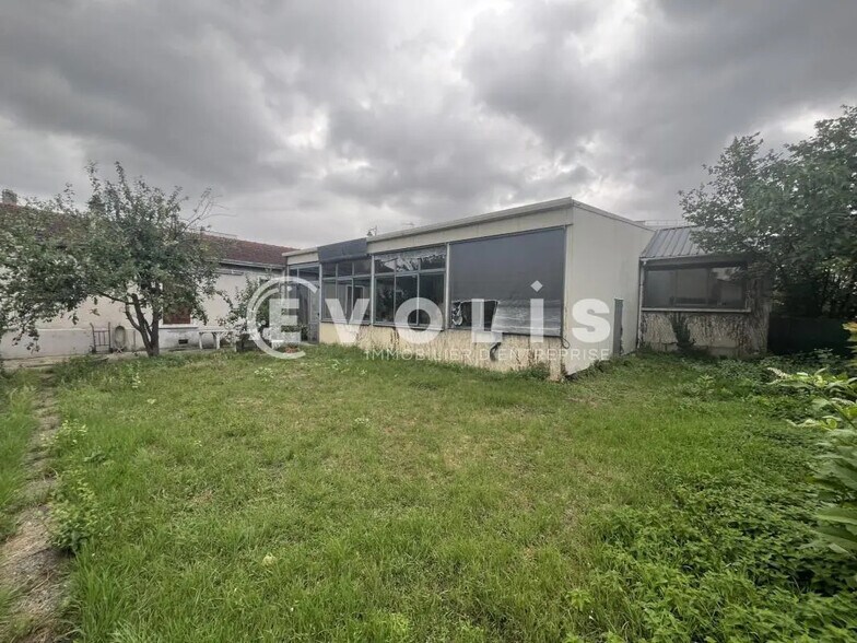 Industriel dans Maisons-Alfort à vendre - Photo du bâtiment - Image 2 de 17