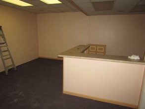 444 S Meridian St, Ravenna, OH for sale Interior Photo- Image 2 of 2