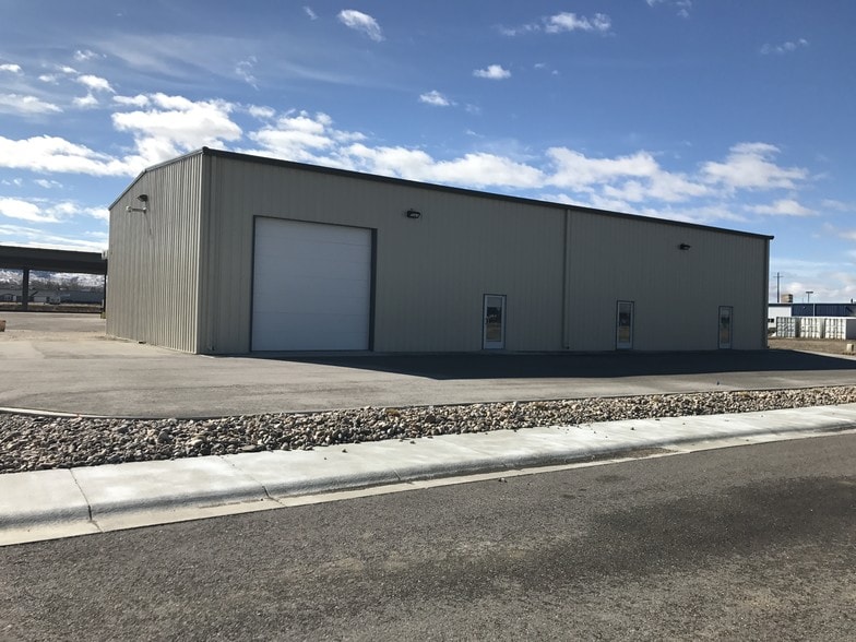 510 Durango Ct, Casper, WY for lease - Primary Photo - Image 1 of 8