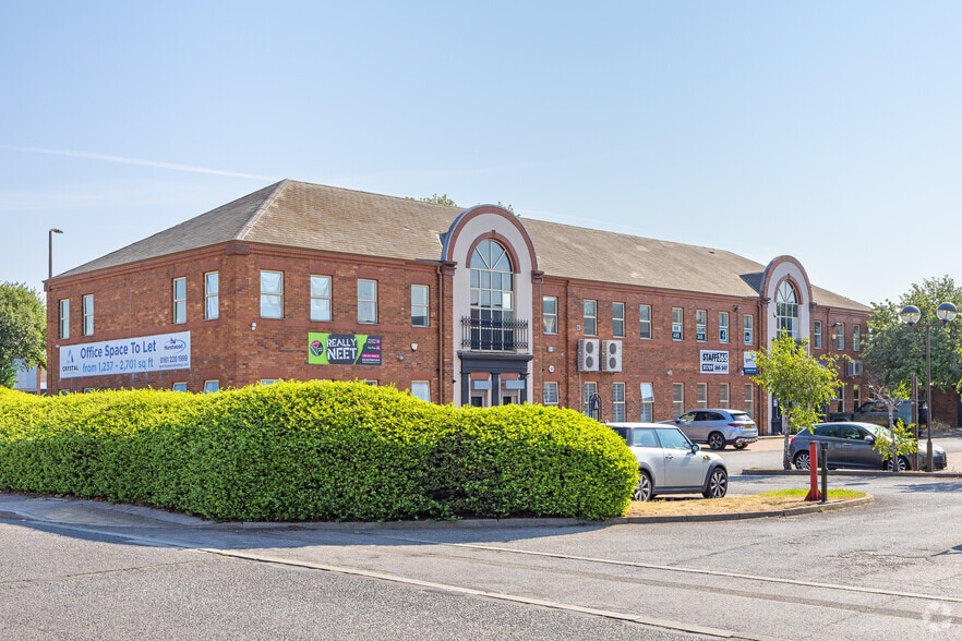 Taylors Ct, Rotherham for lease - Building Photo - Image 2 of 9