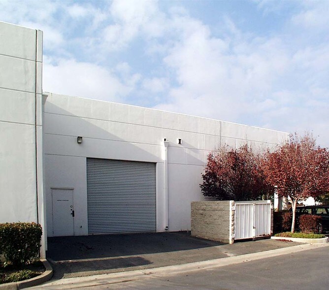 570 Central Ave, Lake Elsinore, CA à vendre - Autre - Image 2 de 11