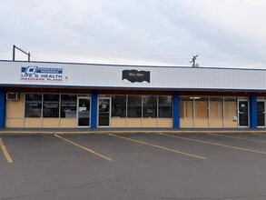 1050 14th ave, Longview, WA à louer Photo du bâtiment- Image 1 de 7