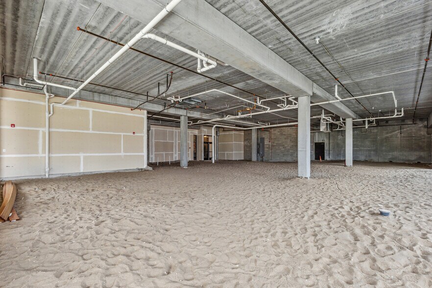 1001 Northern Pacific Ave, Fargo, ND à louer - Photo intérieure - Image 2 de 5