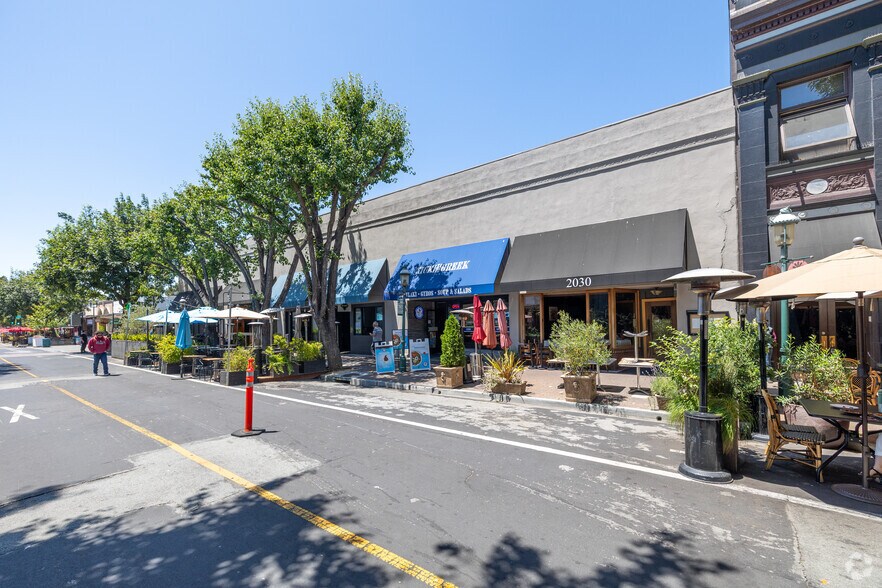 2030-2050 Broadway St, Redwood City, CA à vendre - Photo du bâtiment - Image 3 de 5