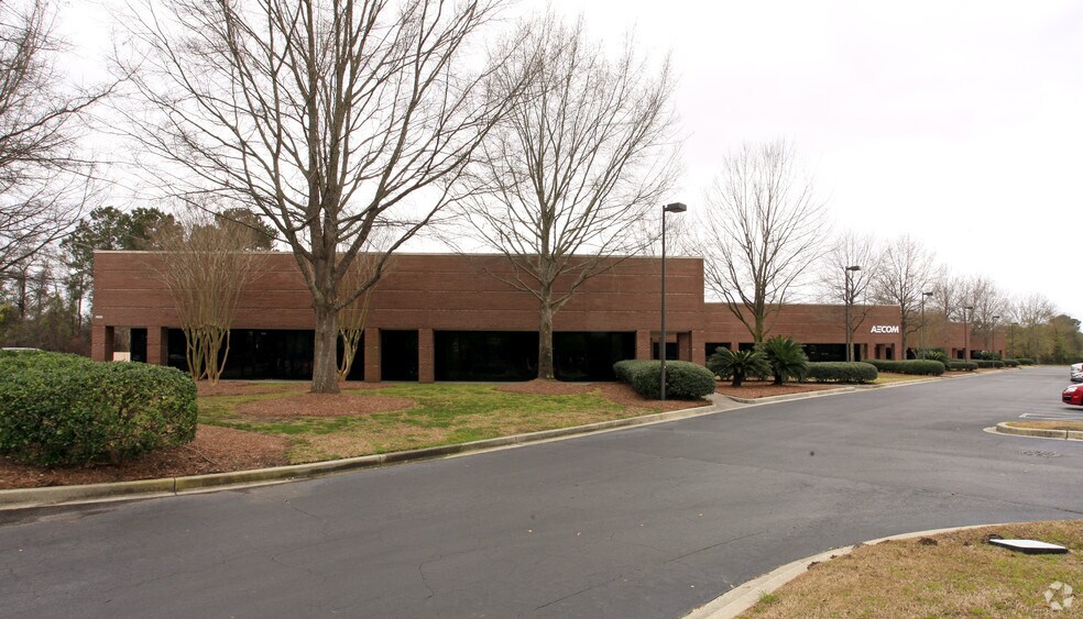 3820 Faber Place Dr, North Charleston, SC for sale - Building Photo - Image 1 of 12