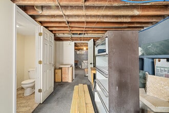 319 W 79th Ter, Kansas City, MO à louer Photo intérieure- Image 2 de 7