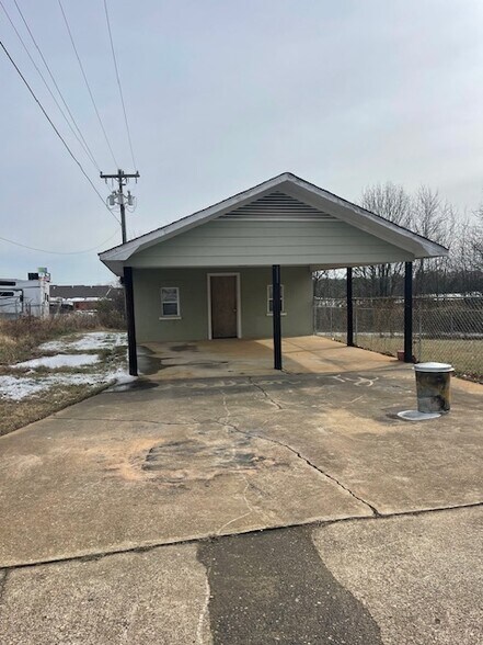 607 Crown Pointe Dr, Duncan, SC à louer - Photo du bâtiment - Image 3 de 4