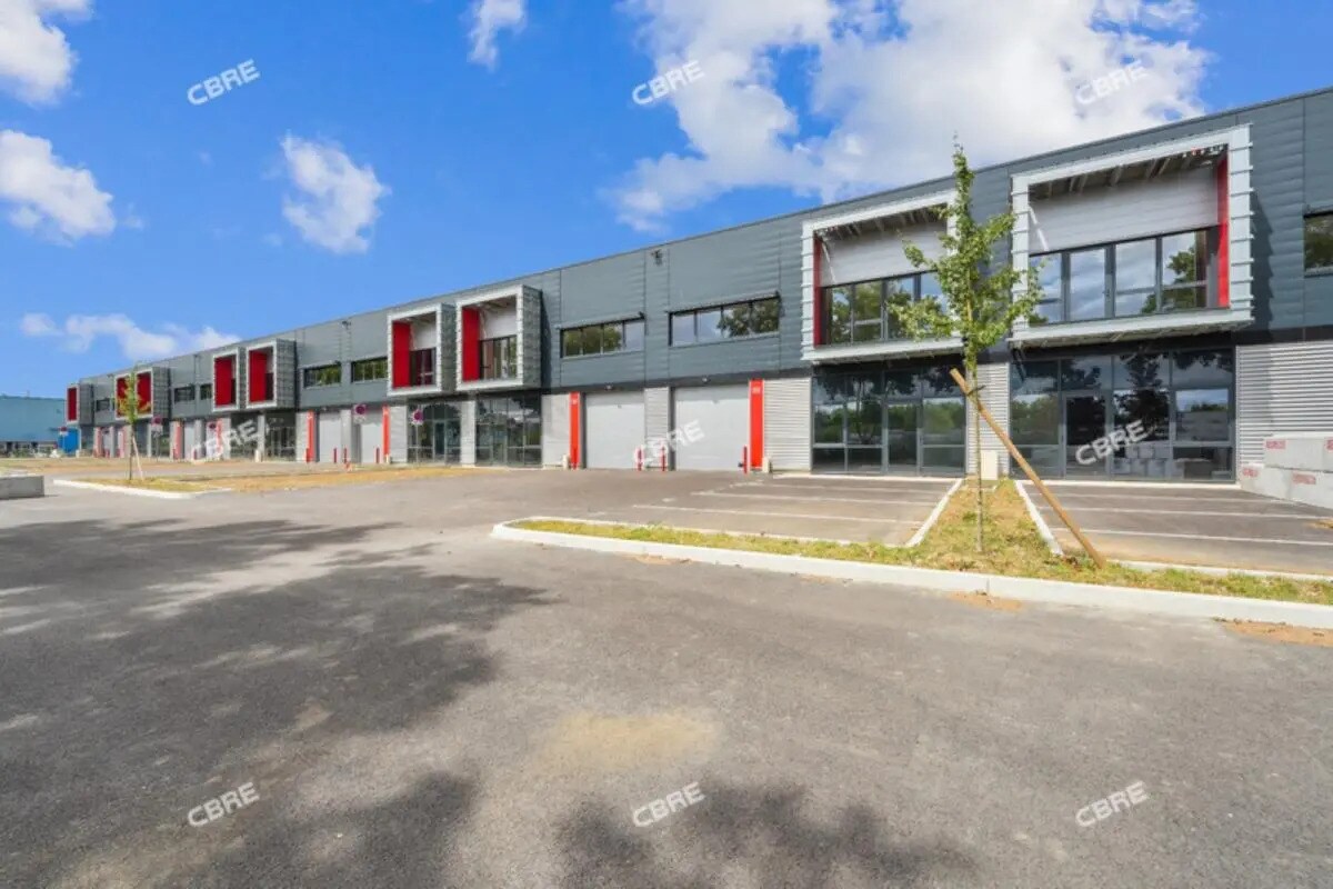 Flex dans Bondoufle à louer Photo du bâtiment- Image 1 de 4