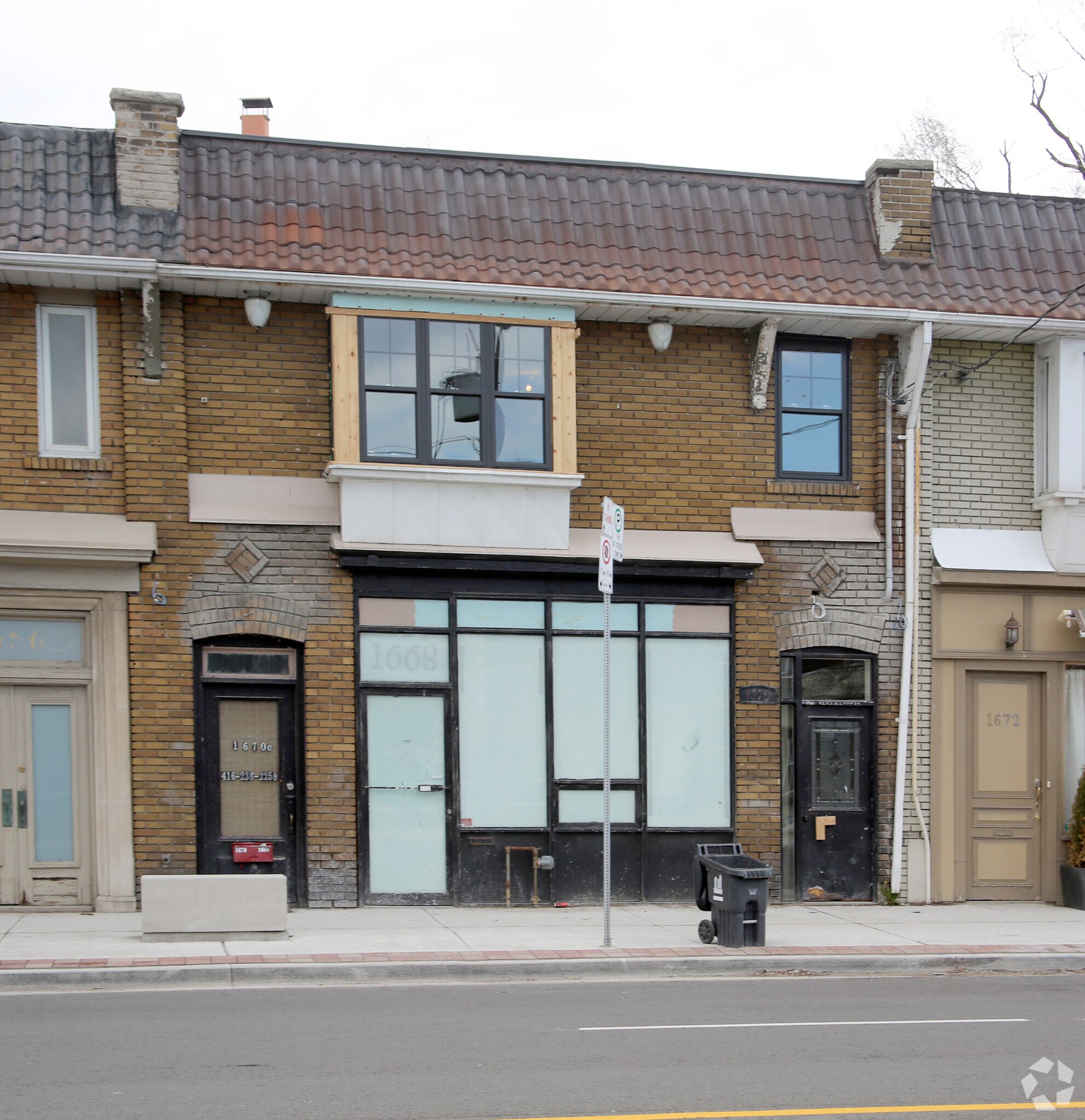 1668-1670 Kingston Rd, Toronto, ON à vendre Photo principale- Image 1 de 1