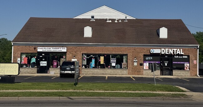 Plus de détails pour 1187 N Farnsworth Ave, Aurora, IL - Commerce de détail à louer