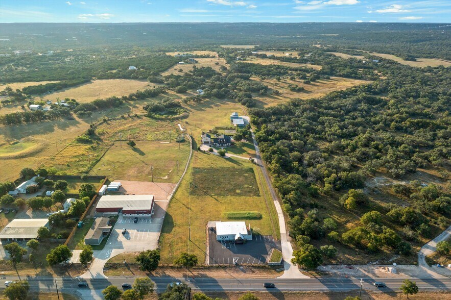 31300 Ranch Road 12, Dripping Springs, TX à vendre - Photo du bâtiment - Image 2 de 76